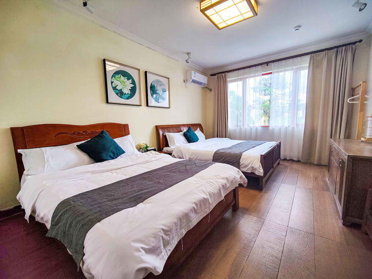 惠州南昆山·塞纳河畔18房31床独栋大型民宿团建聚会恒温无边际旋转滑梯泳池|网红水上钢琴|温泉泡池会议别墅